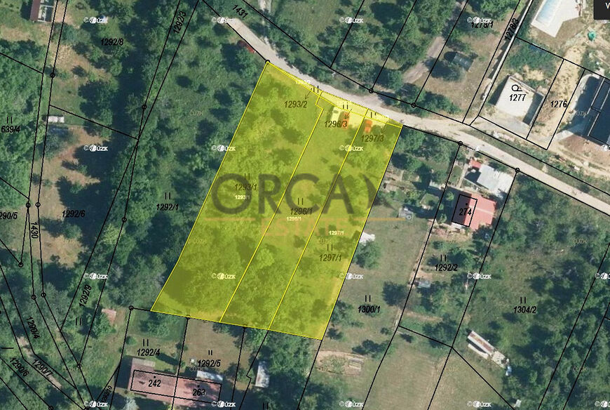 0,25 ha pozemků v k. ú. Medlovice u UH