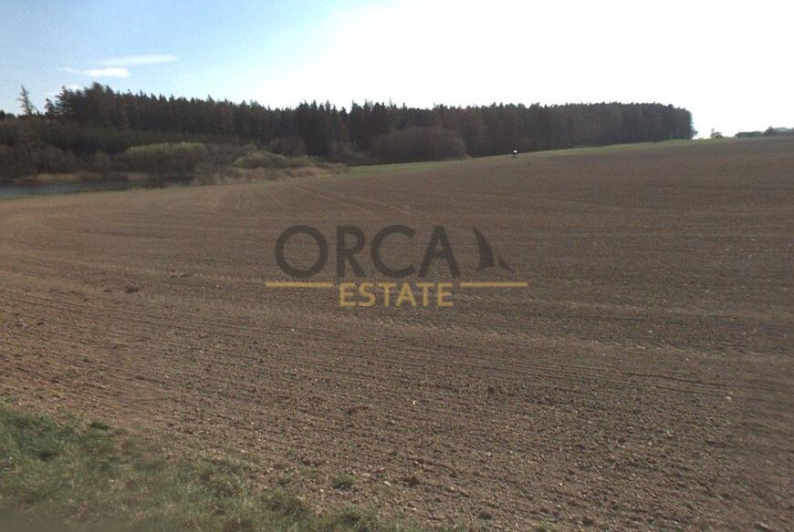 0,8 ha pozemků v k.ú. Jiřice u Humpolce