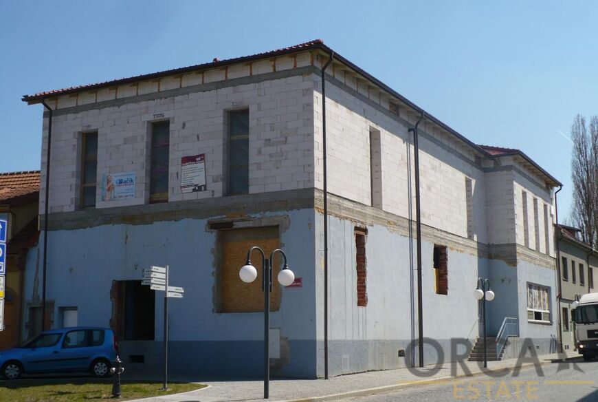 Komerční objekt ve Veselí nad Moravou