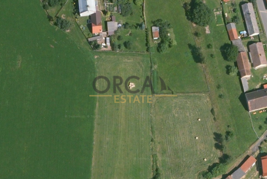 Zajímavý pozemek v k.ú. Drahoňův Újezd