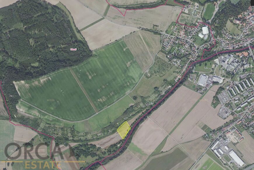Prodej podílu 3185 m2 na pozemcích v k.ú. Obodř