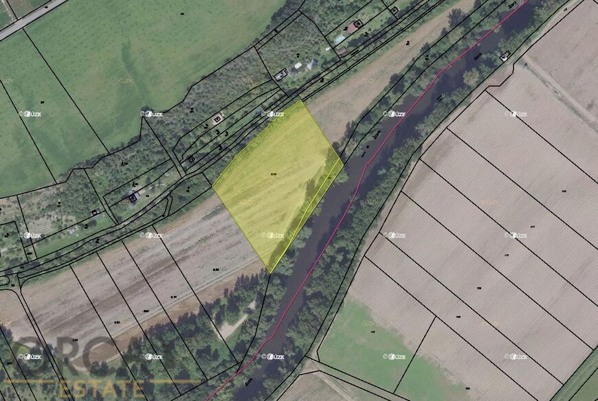 Prodej podílu 3185 m2 na pozemcích v k.ú. Obodř