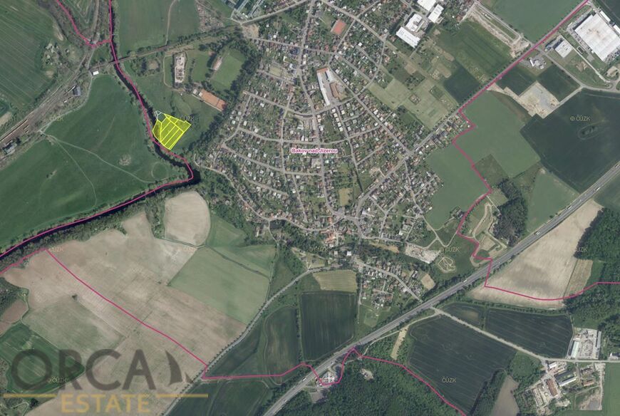 Prodej zajímavých pozemků 9 300 m2 v k.ú. Bakov nad Jizerou