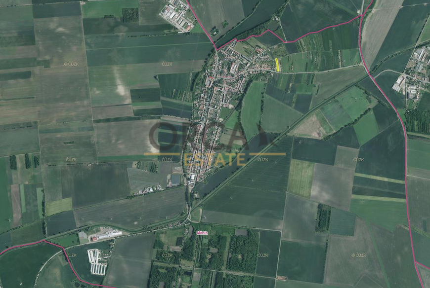 Zajímavý pozemek v k.ú. Měnín