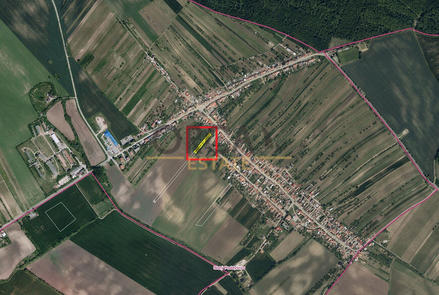 Spoluvlastnický podíl na pozemcích v k.ú. Starý Poddvorov