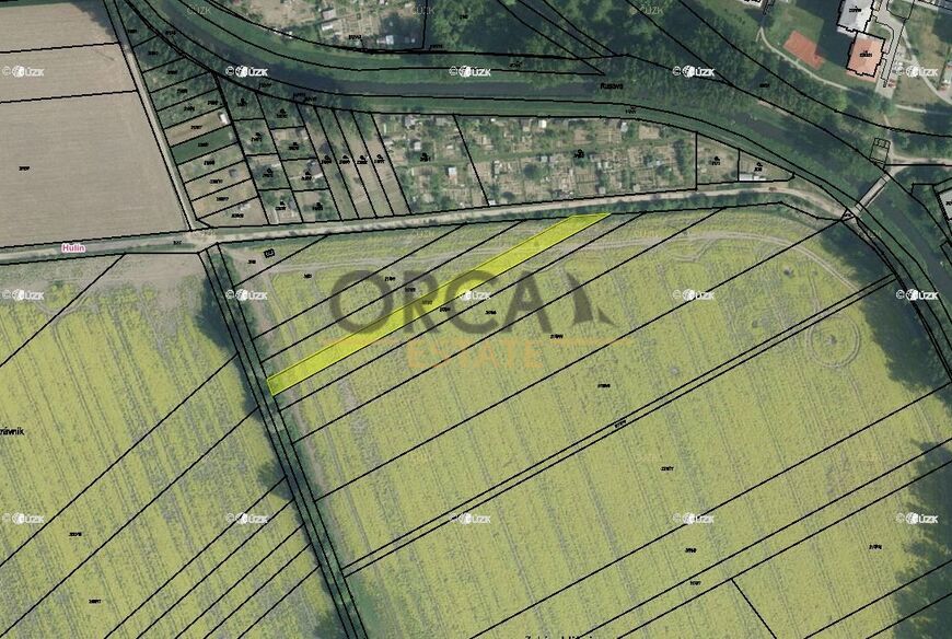 Pozemek v k.ú. Hulín