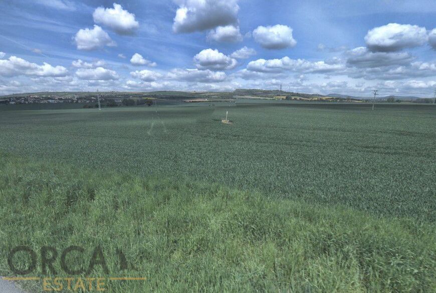 Spoluvlastnický podíl na orné půdě 593 m2 v k.ú. Nedakonice