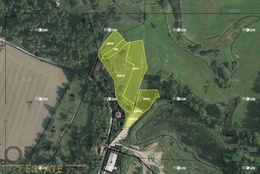 Prodej pozemků v podílovém spoluvlastnictví 5015m2 v k.ú. Dráchov