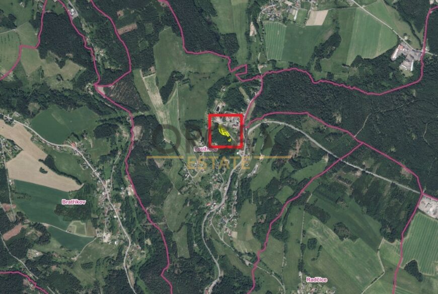 0,3 ha pozemků v k.ú. Loužnice
