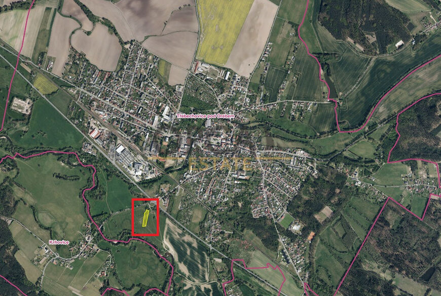 0,4 ha pozemku v k.ú. Třebechovice pod Orebem