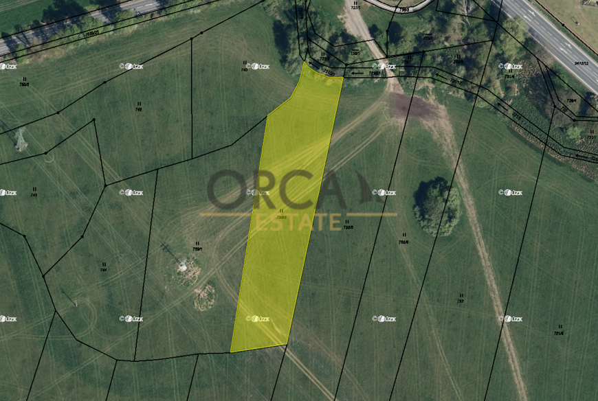 0,4 ha pozemku v k.ú. Třebechovice pod Orebem