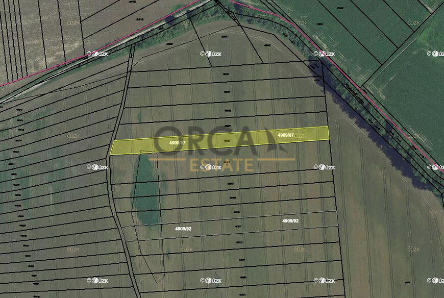 0,4 ha orné půdy v k. ú. Bzenec