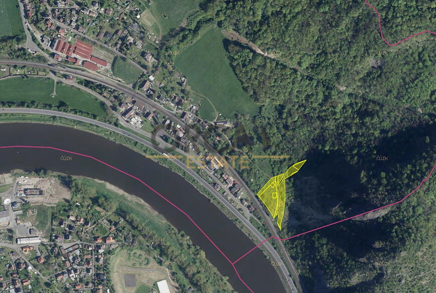 0,5 ha pozemků v k. ú. Mojžíř