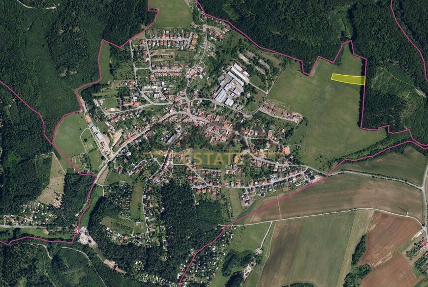 Prodej pozemků o výměře 5202 m2 v k.ú. Kanice (okr. Brno-venkov)
