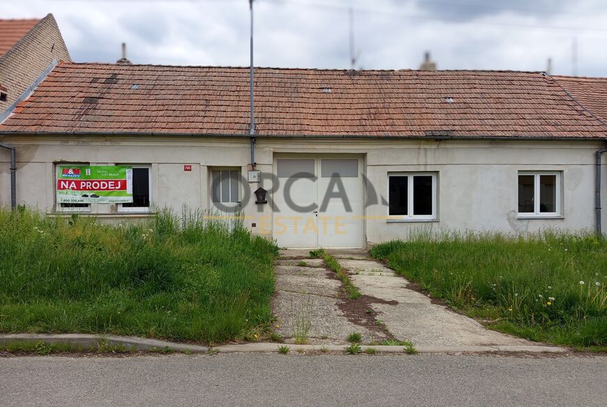 Prodej rodinného domu v obci Lipov (okres Hodonín) č.p. 295 o dispozici 5+1