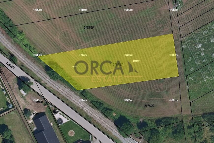 0,24 ha pozemku v k.ú. Charvátská Nová Ves