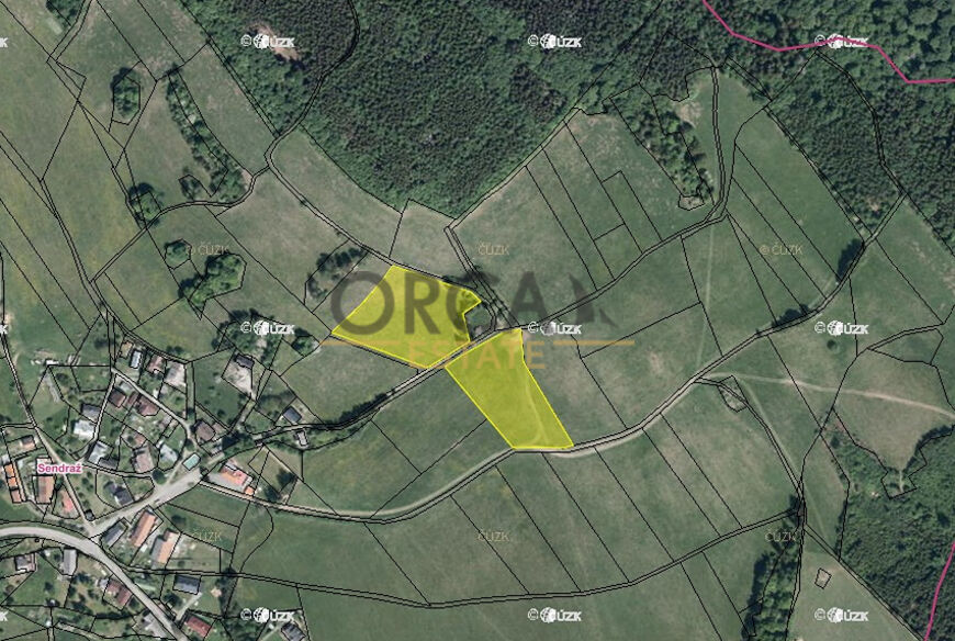 Prodej podílu 6 457 m2 na pozemcích v k.ú. Sendraž