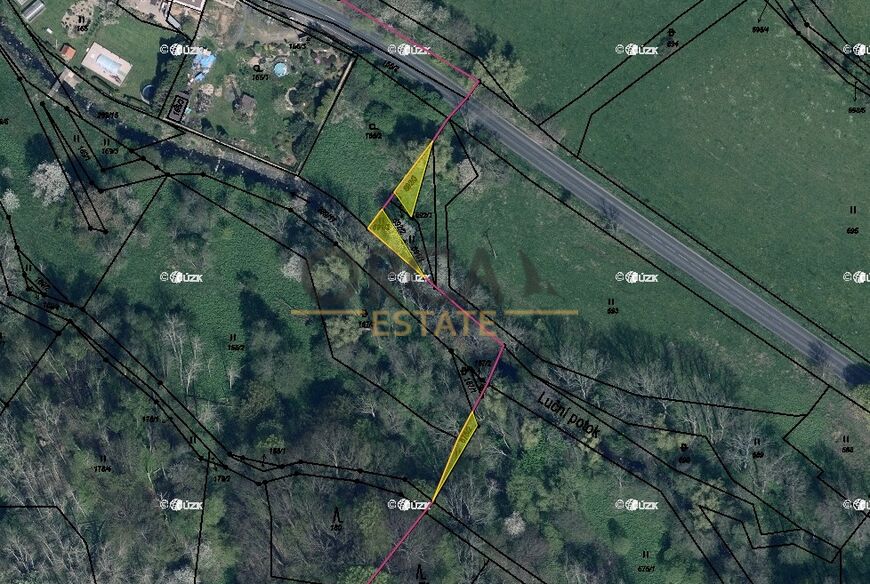 Pozemky v k.ú. Zubrnice