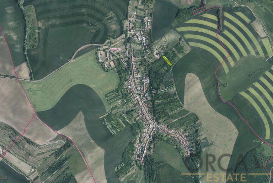Prodej zajímavých pozemků 1764 m2 v k.ú. Milešovice