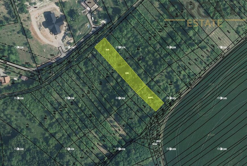 Prodej zajímavých pozemků 1764 m2 v k.ú. Milešovice