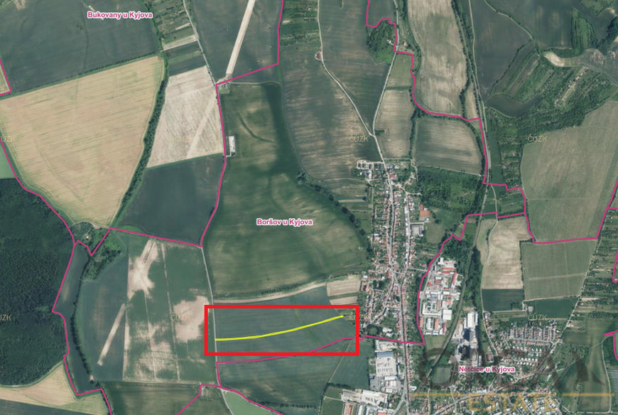Podíl 2377 m2 na pozemcích v k.ú. Boršov u Kyjova