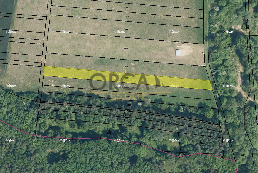 0,21 ha orné půdy v k.ú. Mouřínov