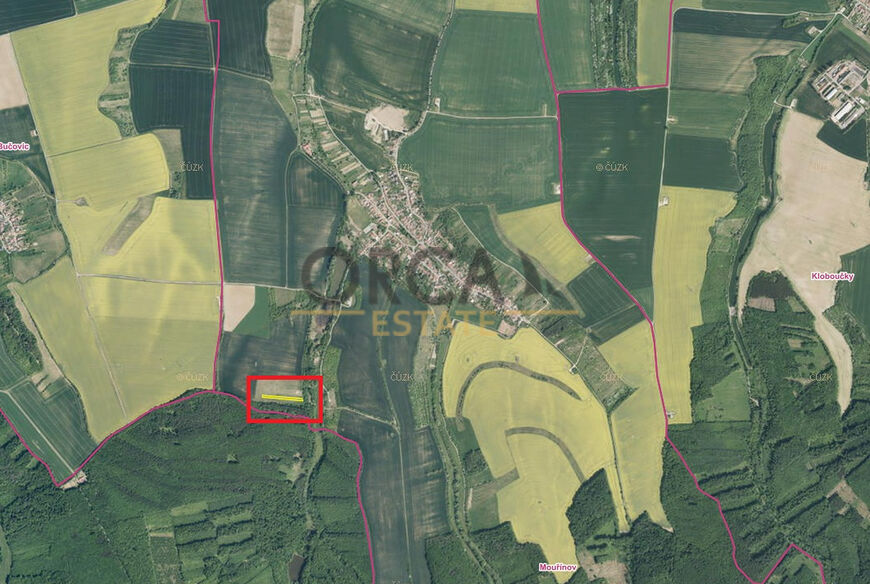 0,21 ha orné půdy v k.ú. Mouřínov
