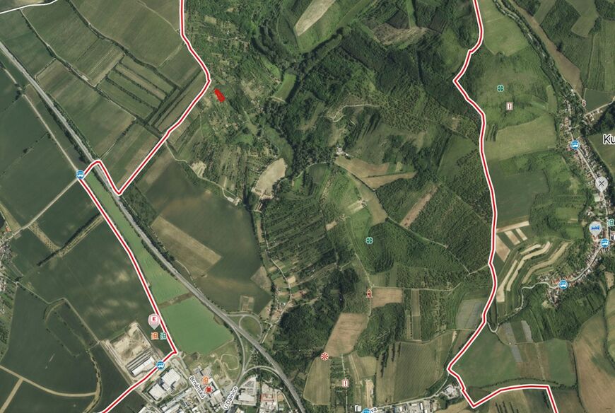 Hustopeče u Brna (1 387 m2)