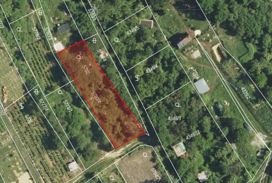 Hustopeče u Brna (907 m2)