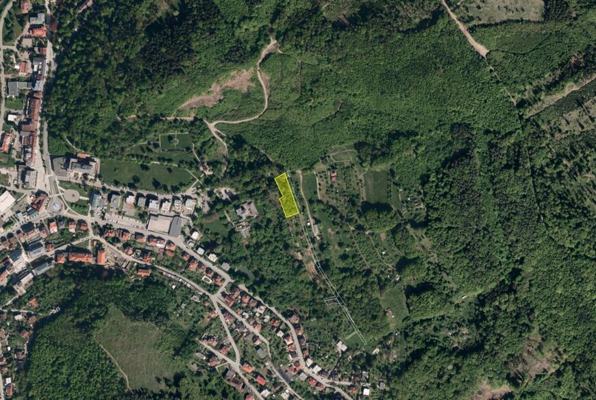 Luhačovice (2 071 m2)