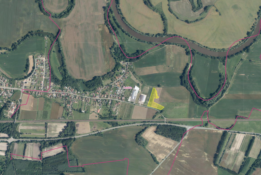 Labětín (10 449 m2)