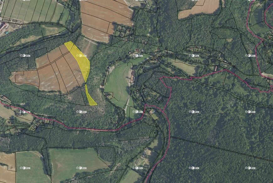 Bratřínov (8 308 m2)