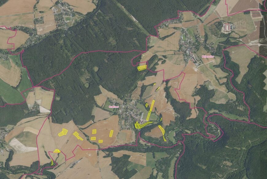 Bratřínov (7 840 m2)