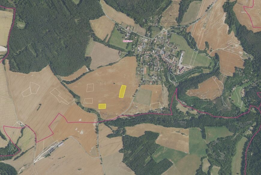 Bratřínov (7 840 m2)