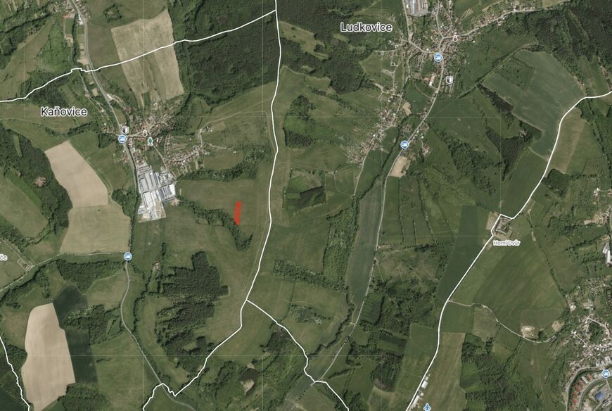 Kaňovice u Luhačovic 2 896 m2