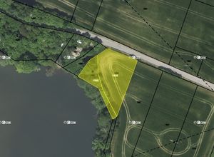Fotografie nemovitosti - Spoluvlastnický podíl na pozemcích v k.ú. Postupice