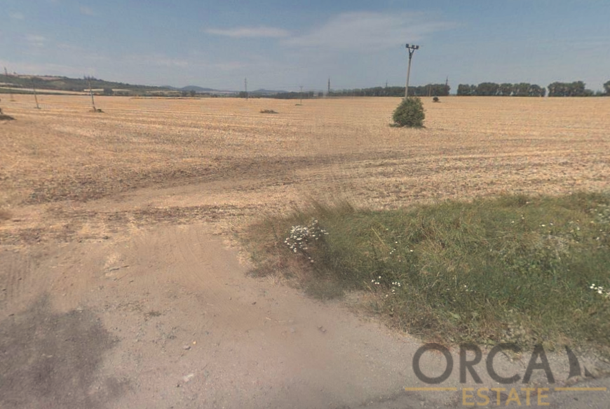 Prodej podílů 1 197 m2 na pozemcích v k.ú. Nedakonice