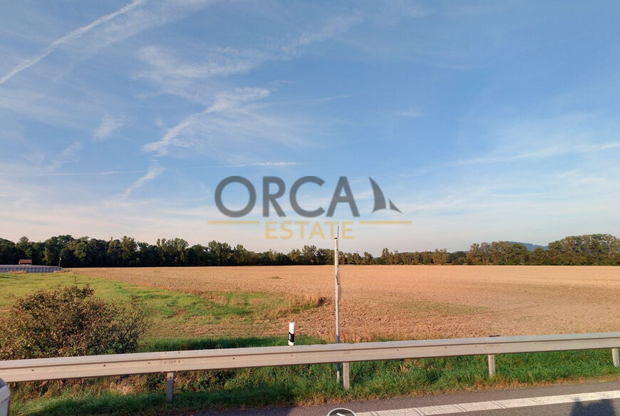 0,17 ha pozemků v k.ú. Hustopeče nad Bečvou