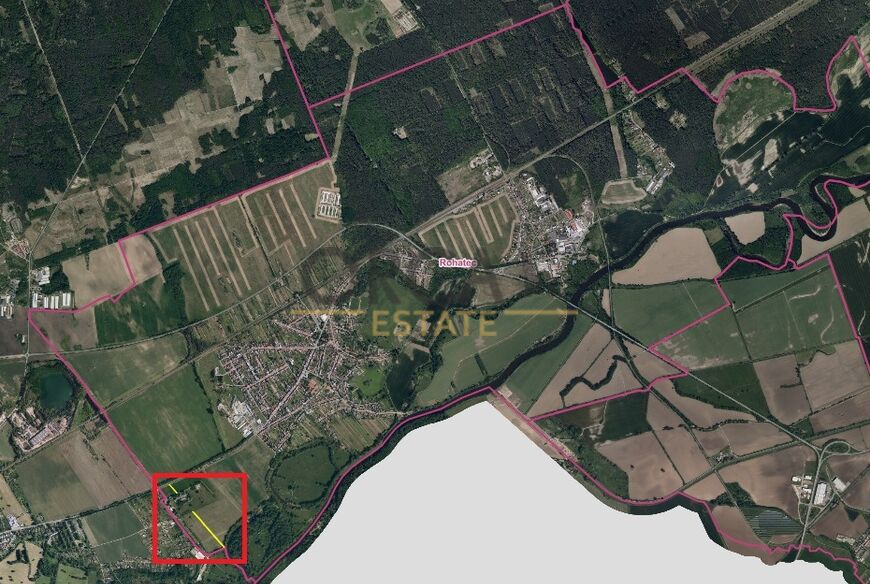 Spoluvlastnický podíl 6/16 na pozemcích v k. ú. Rohatec (okres Hodonín)
