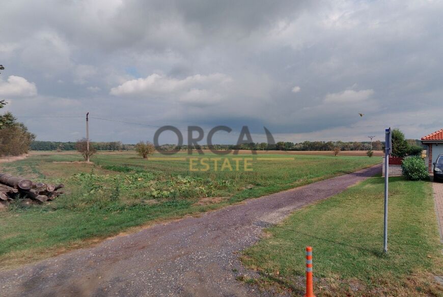 Nabídka pozemku v k.ú. Jevišovka o výměře 4245 m2