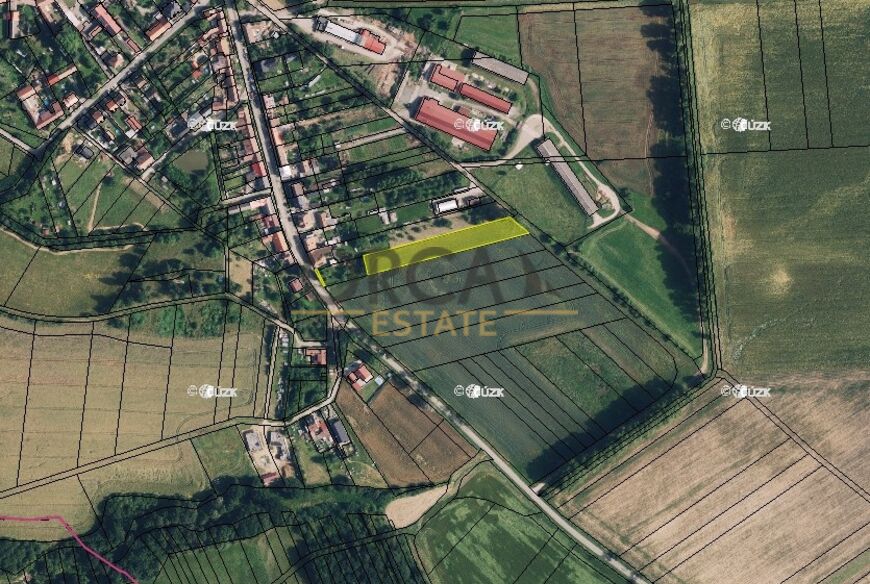 0,3 ha pozemků v k.ú. Krumsín